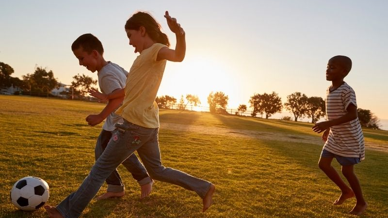 outdoor play is a key to reducing myopia risk in children